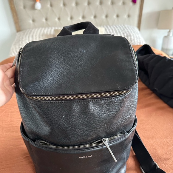 Matt & Nat Leather Backpack - Picture 3 of 7